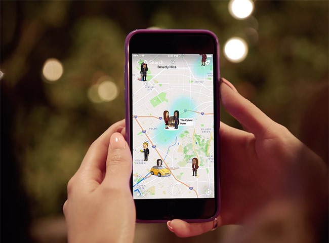 Snap Map: Khám phá thế giới xung quanh một cách thú vị hơn trong tương lai với Snap Map. Với ứng dụng này, bạn có thể chia sẻ vị trí của mình với bạn bè và tìm kiếm những địa điểm mới để khám phá một cách nhanh chóng và dễ dàng.