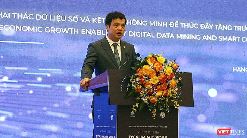 Ông Nguyễn Văn Khoa phát biểu tại diễn đàn Dx Summit 2023