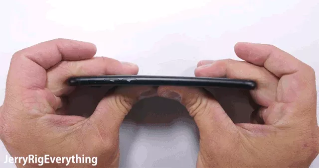 Tuyển tập phá hoại iPhone 7 qua ảnh động ảnh 1