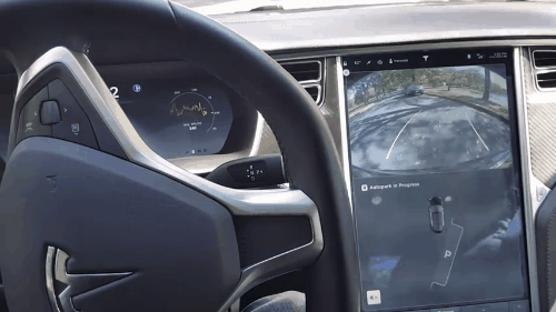 7 tính năng cách mạng xe ô tô chỉ bằng cập nhật phần mềm của Tesla ảnh 4