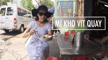 Ứa nước miếng với clip ẩm thực Việt siêu hấp dẫn của triệu phú Youtube Michelle.