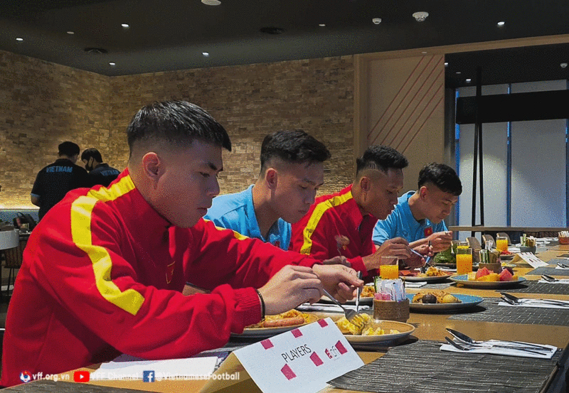 U23 Việt Nam đã có mặt tại UAE, sẵn sàng tập huấn trước thềm VCK U23 châu Á ảnh 2
