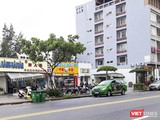 Vệt đất ven biển tại khu vực Sân bay Nước Mặn (quận Ngũ Hành Sơn, Đà Nẵng) được các doanh nghiệp Trung Quốc xây dựng nhà hàng, khách sạn.
