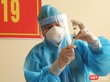Lực lượng y tế tiêm vaccine phòng COVID-19 cho các đối tượng tuyến đầu trên địa bàn TP Đà Nẵng