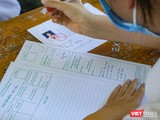 Thí sinh làm bài thi tại kỳ thi lớp 10 THPT năm học 2021-2022 ở Đà Nẵng