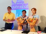 Từ trái qua: Ông Lê Hoàng Thạch - CEO Voiz FM, nhà văn Nguyễn Nhật Ánh và ca sĩ Phạm Đình Thái Ngân