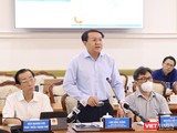 Giám đốc Sở TTTT TP.HCM - ông Lâm Đình Thắng cập nhật tình hình công tác chuyển đổi số của TP tại cuộc họp sáng 4/8