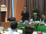 Ông Trịnh Văn Quyết chia sẻ tại buổi tọa đàm (Ảnh: VT)