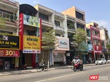 Doanh nghiệp dân doanh, kinh doanh bằng việc thuê mặt bằng trên các tuyến phố phải đóng cửa vì dịch COVID-19