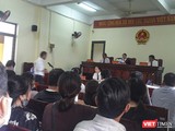 Các bên tranh tụng tại phiên tòa xét xử sơ thẩm yêu cầu chủ đầu tư thực hiện cam kết theo nội dung làm việc với Công an tỉnh và hợp đồng đã ký giữa Hoàng Nhất Nam và Bách Đạt An