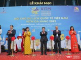 Các đại biểu cắt băng khai mạc VITM Đà Nẵng 2022