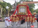 Diễu hành đón nhận danh hiệu Di sản văn hóa phi vật thể Quốc gia đối với lễ hội Tết Nguyên tiêu tại Hội An diễn ra sáng ngày 5/2