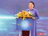 Chủ tịch Quốc hội Nguyễn Thị Kim Ngân phát biểu tại buổi lễ khánh thành Nhà máy của VinGroup