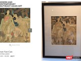 Tranh của họa sĩ Trần Văn Cẩn - Một bản khá mới đang được rao bán trên Sotheby's Hong Kong; trong khi bản đang lưu giữ ở Bảo tàng Mỹ thuật Việt Nam đã xuống cấp trầm trọng.