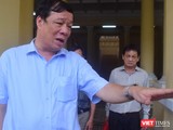 Doanh nhân Ngô Nhật Phương bên ngoài phiên tòa sơ thẩm lần 2