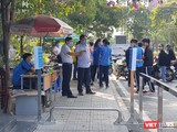 Chỉ còn các SV tình nguyện được phép vào khu vực cách ly để tập huấn (Ảnh: Hòa Bình)