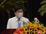 Chủ tịch UBND TP HCM Nguyễn Thành Phong phát biểu tại Kỳ họp bất thường (Ảnh: TTBC)