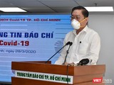 Ông Nguyễn Tấn Bỉnh, Giám đốc Sở Y tế TP.HCM thông tin về tin đồn có người tử vong vì COVID-19 (Ảnh: TTBC)