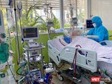 Bệnh nhân 91 phi công người Anh có dấu hiệu hồi tỉnh, bắt đầu cử động các đầu chi (Ảnh: BVCR)
