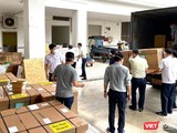 Khẩn trương đưa trang thiết bị, thuốc men về Trung tâm hồi sức COVID-19