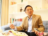 GS. Nguyễn MInh Thuyết trong buổi trò chuyện với VietTimes