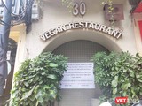 Nhà hàng Vegan Restaurant phân phối pate Minh Chay ở 30 Mã Mây đóng kín cửa (Ảnh: Minh Thúy)
