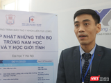 TS. Nguyễn Hoài Bắc – Trưởng Khoa Nam học và Y học giới tính, Bệnh viện Đại học Y Hà Nội (Ảnh: Minh Thuý)