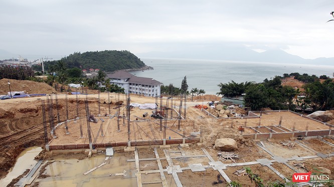UBND TP Đà Nẵng vừa có văn bản gửi các Sở chuyên ngành liên quan tạm dừng thực hiện các thủ tục giao dịch BĐS liên quan đến các dự án tại bán đảo Sơn Trà.