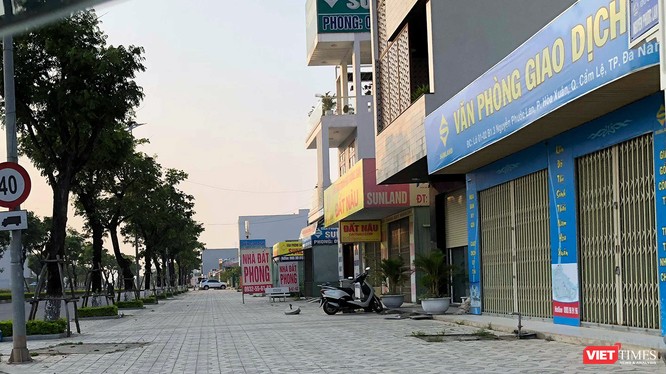 Sau những cơn lên giá liên tục, hơn một tháng trở lại đây, thị trường bất động sản (BĐS) tại Đà Nẵng đã bắt đầu “chững lại” với tình hình giao dịch trầm lắng
