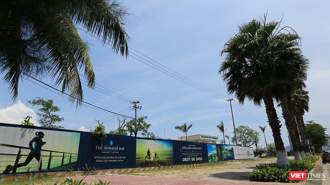 Dự án The Sunrise Bay từng làm nóng thị trường BĐS Đà Nẵng khi được khởi động xây dựng trở lại sau nhiều năm yên ắng.