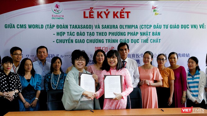 Lễ ký kết chuyển giao chương trình giáo dục tiên tiến của Nhật Bản cho Hệ thống giáo dục Sakura-Olympia (Đà Nẵng).