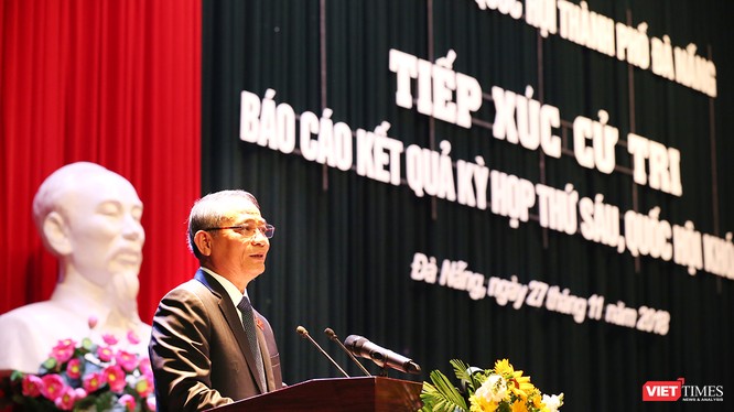 Bí thư Đà Nẵng Trương Quang Nghĩa tại Hội nghị tiếp xúc cử tri các quận trên địa bàn TP Đà Nẵng sáng 27/11.