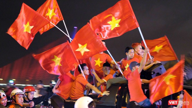 Chủ tịch UBND TP Đà Nẵng vừa có văn bản kêu gọi các tầng lớp nhân dân cổ vũ cho đội tuyển bóng đá U23 Việt Nam trong an toàn và có văn hóa