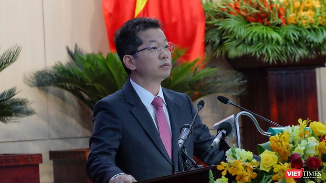 Ông Nguyễn Văn Quảng - Bí thư Thành uỷ Đà Nẵng phát biểu chỉ đạo tại kỳ họp thứ 17, HĐND TP Đà Nẵng khoá IX nhiệm kỳ 2016-2021