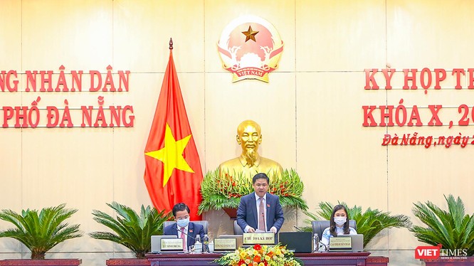 Ông Lương Nguyễn Minh Triết - Chủ tịch HĐND TP Đà Nẵng chủ trì kỳ họp HĐND TP Đà Nẵng