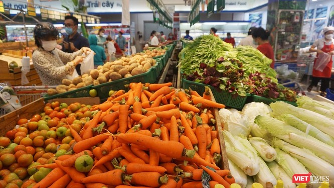 Các siêu thị trên địa bàn TP Đà Nẵng sẵn sàng lương thực, thực phẩm phục vụ nhu cầu của người dân TP