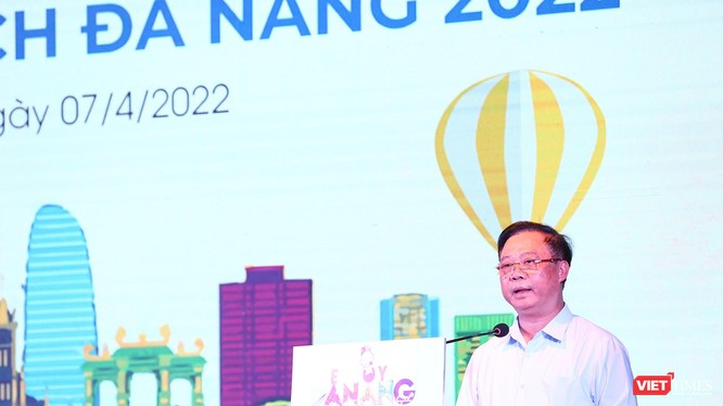 Ông Phạm Văn Thủy - Phó Tổng cục trưởng Tổng cục Du lịch phát biểu tại buổi họp báo công bố Chương trình kích cầu du lịch Đà Nẵng 2022