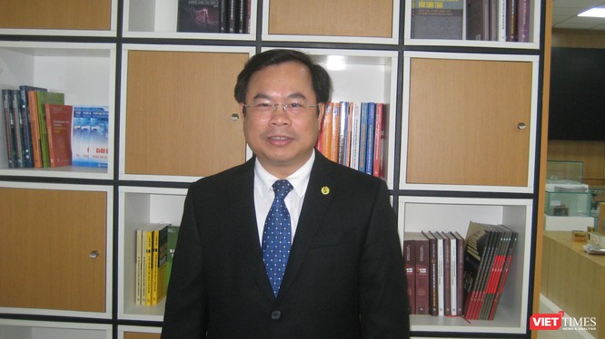 TS Vương Quốc Thắng - Giám đốc Trung tâm Chuyển giao Tri thức và Hỗ trợ Khởi nghiệp, ĐHQG Hà Nội.