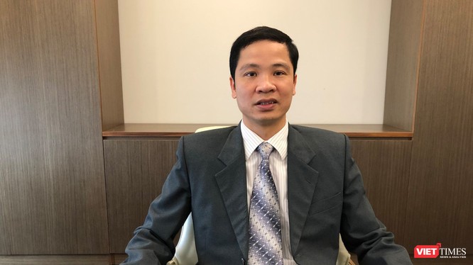 Ông Nguyễn Phú Tiến, Phó Cục trưởng Cục Tin học hóa