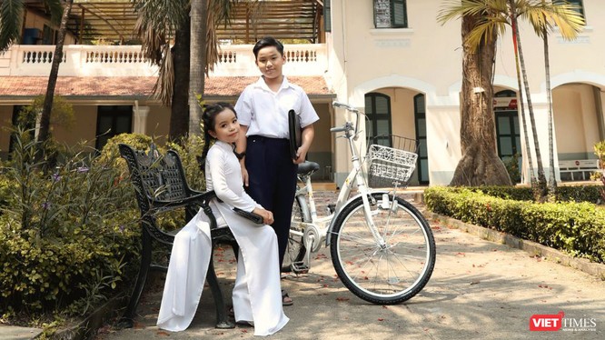 Hai mẫu nhí Gia Huy, Thiên Nga “đốn tim” người xem với bộ ảnh "Tuổi học trò" (Ảnh: Lý Võ Phú Hưng) 