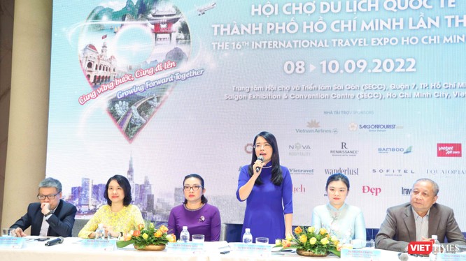 Bà Nguyễn Thị Ánh Hoa, Giám đốc Sở Du lịch TP.HCM phát biểu tại buổi lễ công bố chương trình
