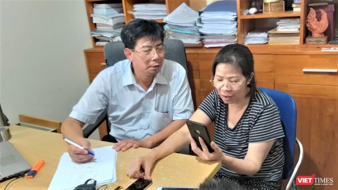 Bà Nguyễn Bích Quy và luật sư trong buổi trả lời phỏng vấn báo chí sáng 22/8.
