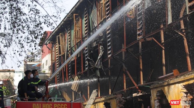 Vụ cháy tại Công ty Cổ phần Bóng đèn phích nước Rạng Đông làm thiệt hại khoảng 150 tỷ đồng. 