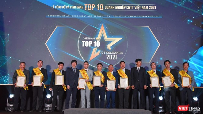 Lễ công bố và vinh danh top 10 doanh nghiệp công nghệ thông tin Việt Nam 2021.
