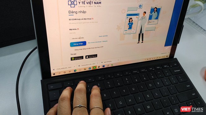 100% cán bộ, thầy thuốc và nhân viên y tế đang làm việc tại các đơn vị y tế công lập và y tế tư nhân phải được tiếp cận với "Mạng kết nối y tế Việt Nam".