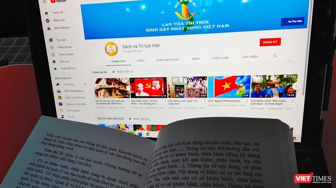 Thi giới thiệu sách trực tuyến qua YouTube do Bộ Văn hóa, Thể thao và Du lịch phát động.