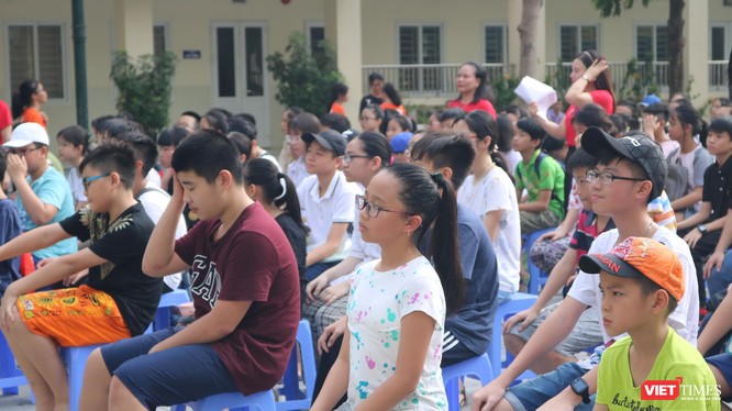 Học sinh tại trường THCS Dịch Vọng. Ảnh: Minh Thúy