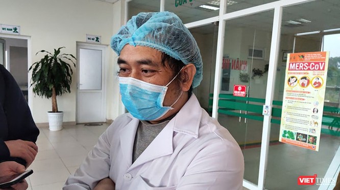 ThS. BS. Nguyễn Trung Cấp – Trưởng khoa Cấp cứu, Bệnh viện Bệnh Nhiệt đới Trung ương. Ảnh: Minh Thúy 