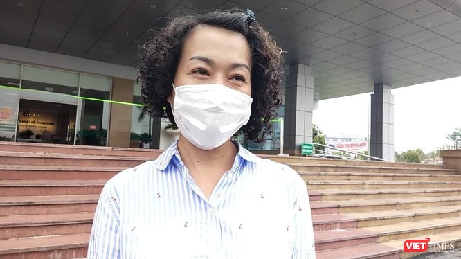 Nữ phóng viên đầu tiên nhiễm virus SARS-CoV-2. Ảnh: Minh Thúy 