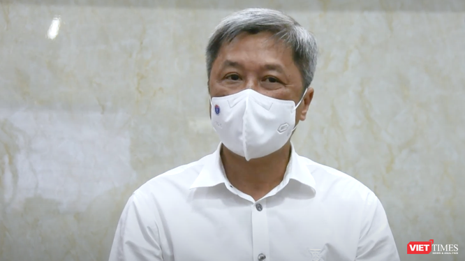Thứ trưởng Bộ Y tế Nguyễn Trường Sơn (Ảnh - VT cắt từ video)